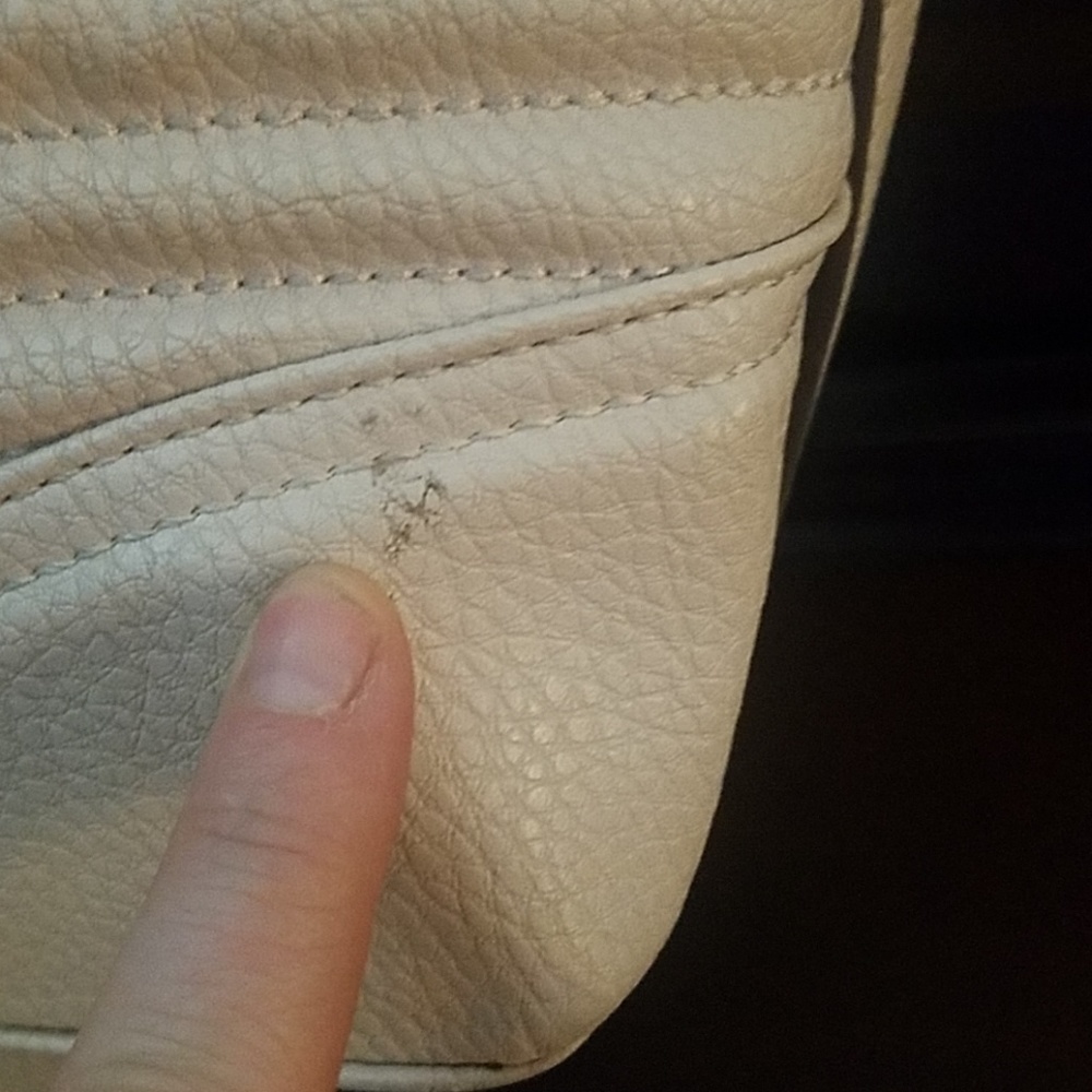 Jessica Simpson handbag - Picture 3 of 5